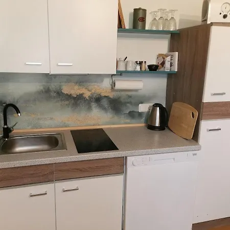 Anluestay Direkt Am Malchiner Apartment *