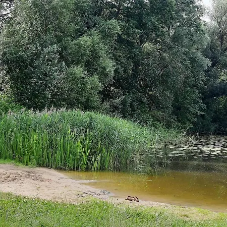 Anluestay Direkt Am Malchiner